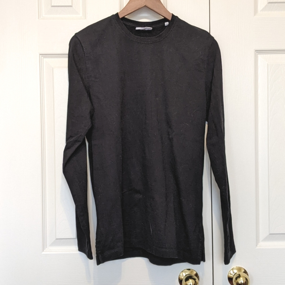 Kotn black Essential Longsleeve